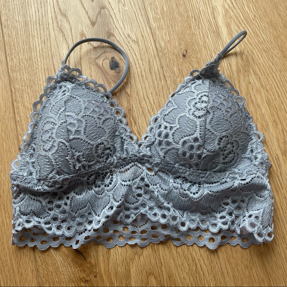 NEW GREY LACE BRALETTE - XS